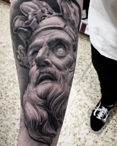 Tim Evans tattoo 013
