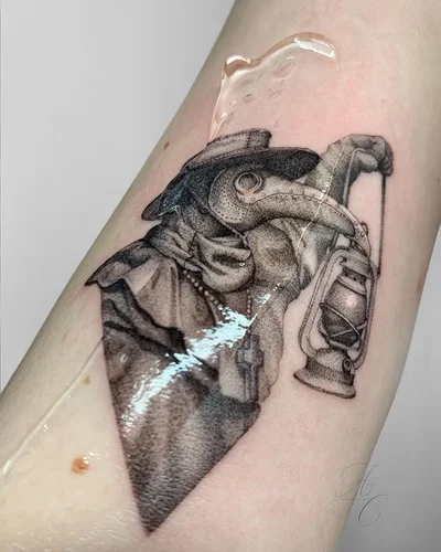 Tina Caruso tattoo 029