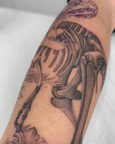 Tina Caruso tattoo 036