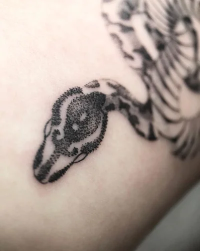 Tina Caruso tattoo 040