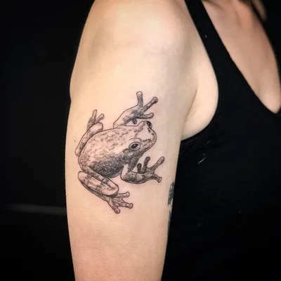 Tina Poe tattoo 010