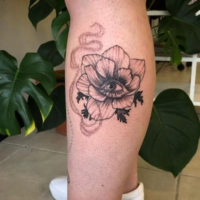 Tina Poe tattoo 012