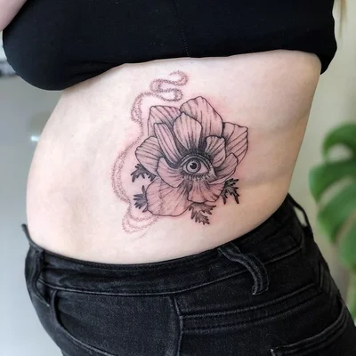 Tina Poe tattoo 021