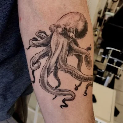 Tina Poe tattoo 037
