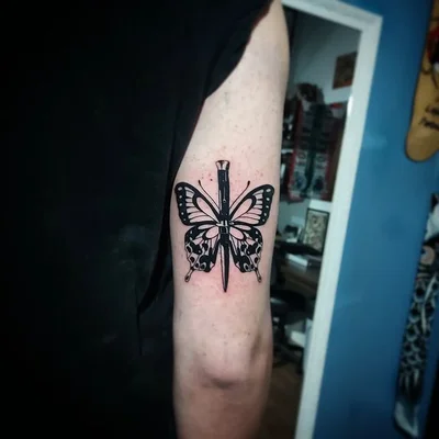 Lucas Aguiar tattoo 013