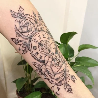 Tatiana Oliveira tattoo 019