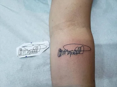 Tatiana Oliveira tattoo 028