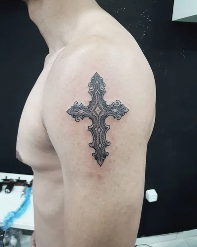 Tatiana Oliveira tattoo 033