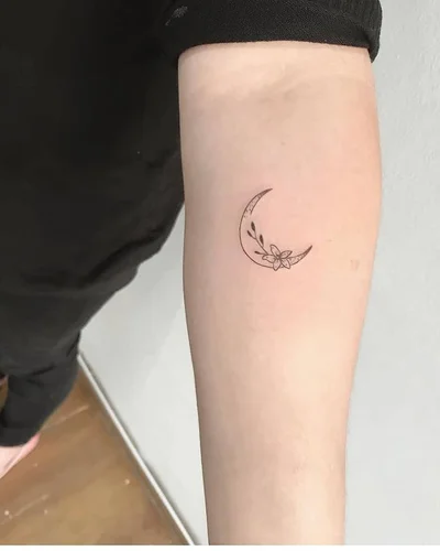 Tatiana Oliveira tattoo 036