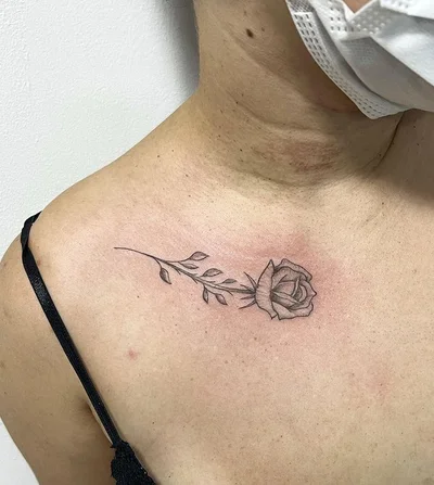 Tatiana Oliveira tattoo 037