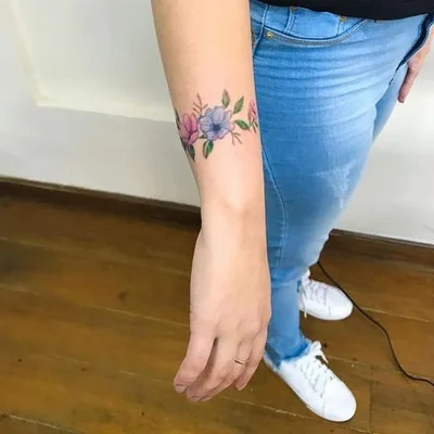 Tatiana Oliveira tattoo 042