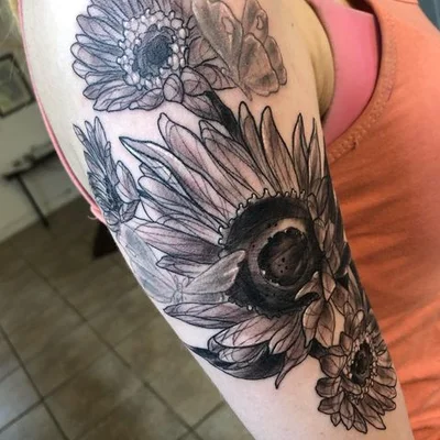 Tyler Latham tattoo 031