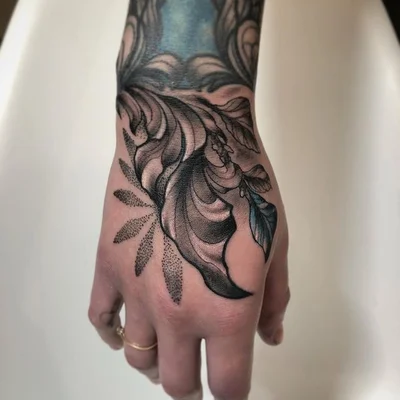 Tyler Latham tattoo 047
