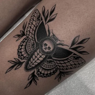 Tobias Schneider tattoo 049