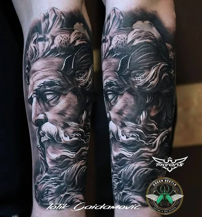 Tolik Gaidamovic tattoo 007