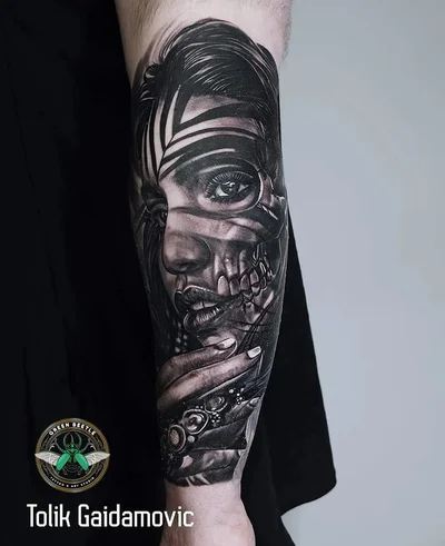 Tolik Gaidamovic tattoo 030