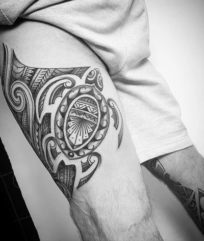 Tolle tattoo 013