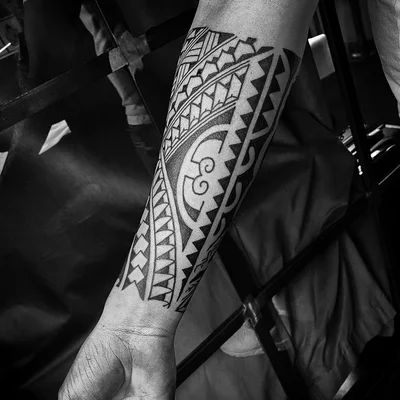 Tolle tattoo 029