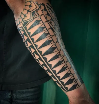 Tolle tattoo 037