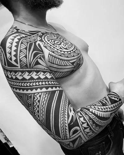 Tolle tattoo 047