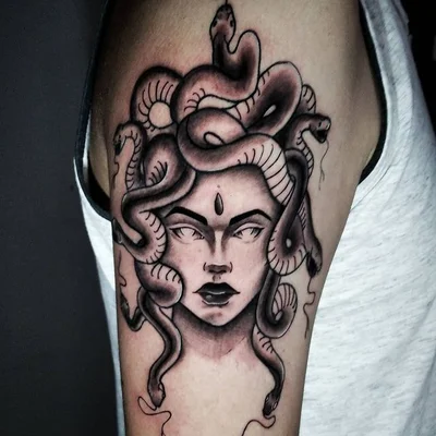 Yago Toloi tattoo 016