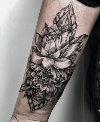 Thales Tomasi tattoo 021
