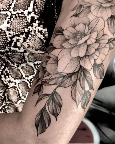 Thales Tomasi tattoo 039
