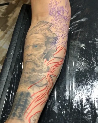 Thales Tomasi tattoo 046