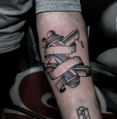 Thales Tomasi tattoo 050