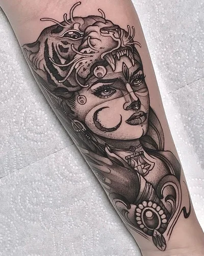 Tomasylum tattoo 012