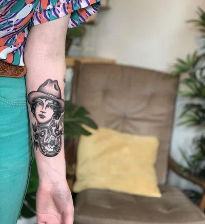 Tom Brown tattoo 010