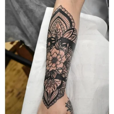 Tom Maggot tattoo 019