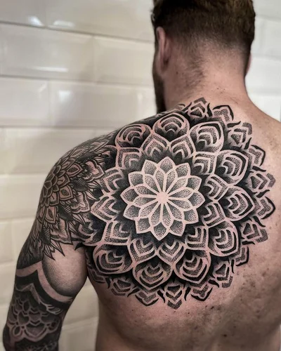 Tom Birch tattoo 015
