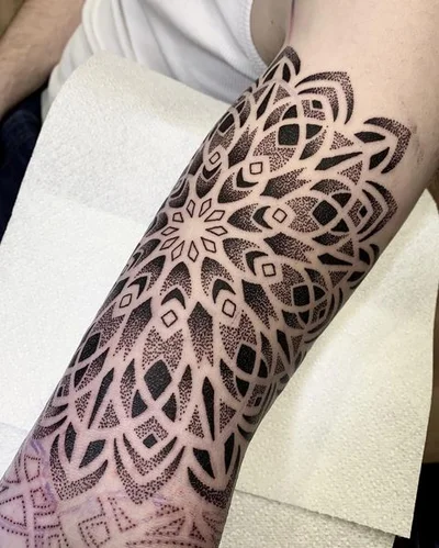 Tom Birch tattoo 019