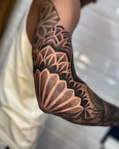 Tom Birch tattoo 026
