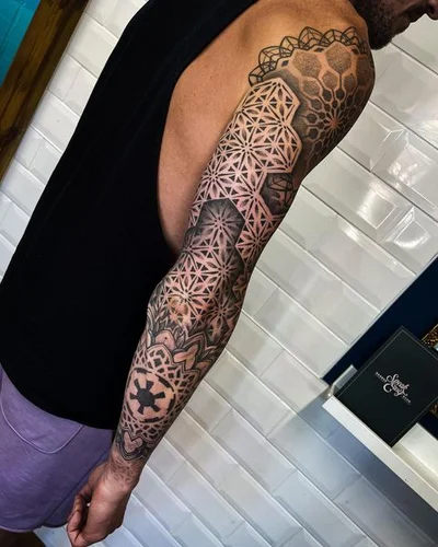 Tom Birch tattoo 034
