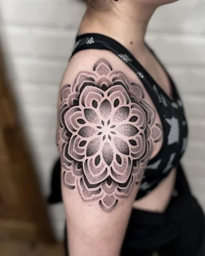 Tom Birch tattoo 044