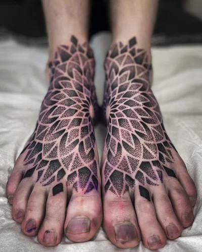Tom Birch tattoo 045