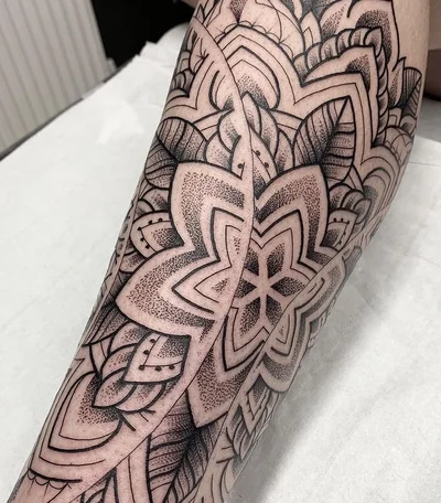 Tom Birch tattoo 048