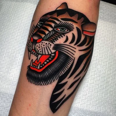 Tommaso Giovannetti tattoo 017