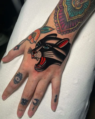 Tommaso Giovannetti tattoo 021