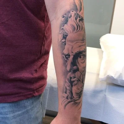 Tommy Altman tattoo 024