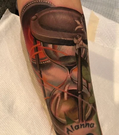 Tommy Helm tattoo 032