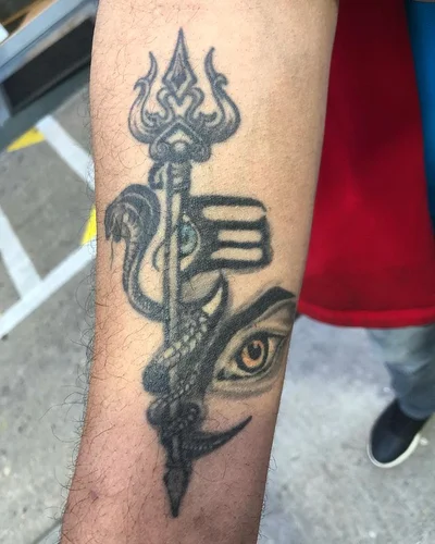 Tommy Helm tattoo 038