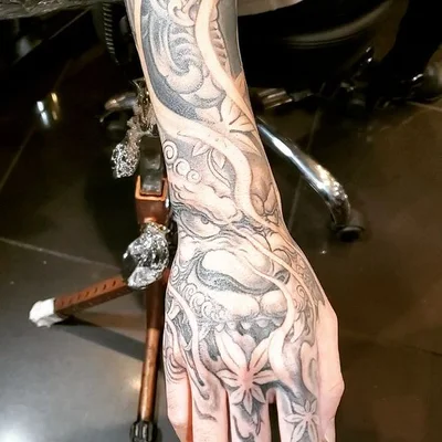 Tommy KT tattoo 026