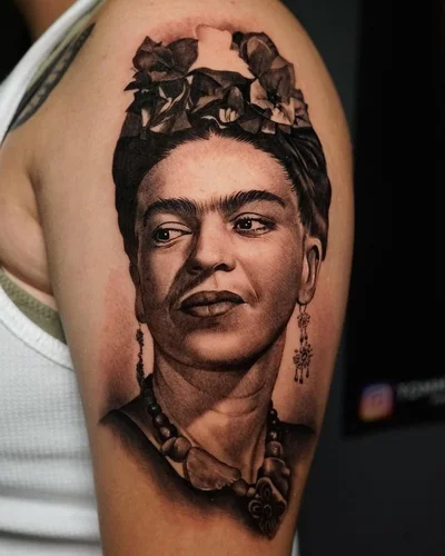 Tommy Lee tattoo 011