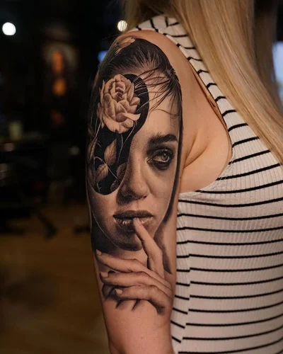 Tommy Lee tattoo 033