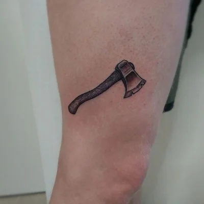 Tom tattoo 019