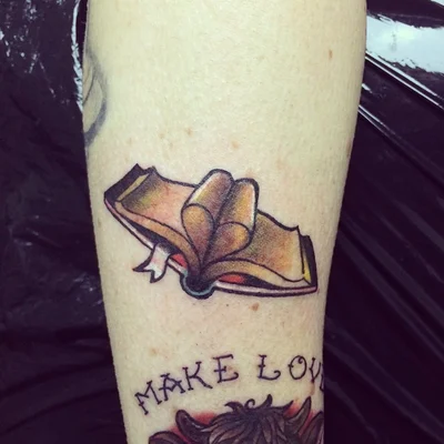 Tom tattoo 020