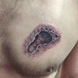Tom tattoo 023